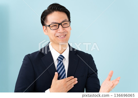 一個熱的男人 136696065