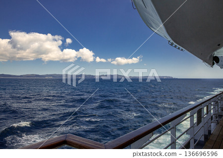 塔斯曼海 136696596