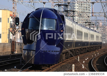 [Nankai] 50000 Series Limited Express "Rapi:t" ~MOB Rapi:t~ (Nankai Main Line: Kohama Station) 136699334