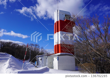 冬季的紋別燈塔 136702285