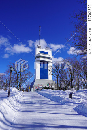 鄂霍次克海天空塔的冬季（2026 年） 136702893