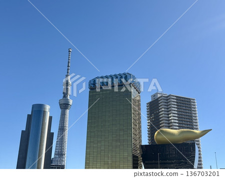 Skytree as seen from the Kaminarimon Gate in front of Sensoji Temple 136703201