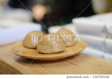 Yunohana buns on a plate Yunohana buns on a plate 136704286