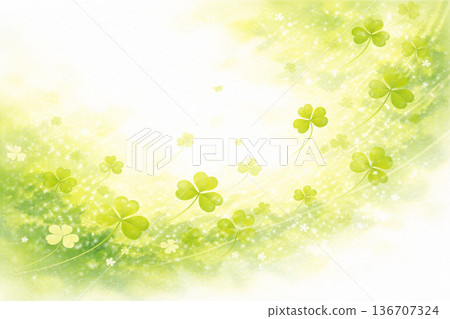 三葉草系列：風中搖曳的三葉草，背景是明亮的白色。 136707324