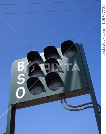 BSO bulletin board (count display board) at Myoden Youth Baseball Stadium in Ichikawa City, Chiba Prefecture. Behind the backstop. 136707726