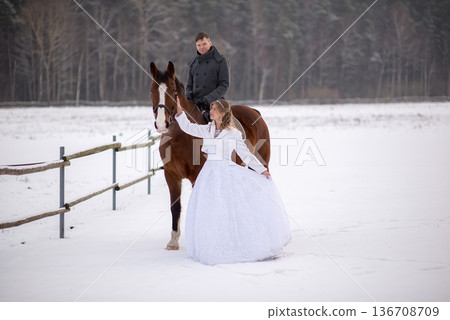 Bride And Groom Sharing Quiet Winter Wedding Moment Bride And Groom Sharing Quiet Winter Wedding Moment 136708709