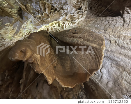 Strange geological formation in cave 136712260