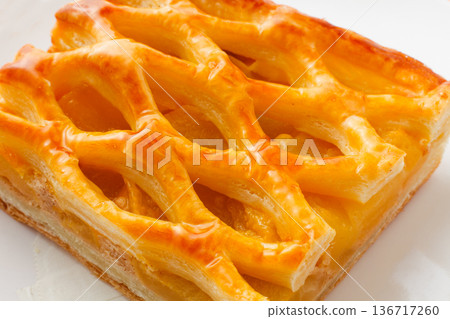 Apple Pie Apple Pie 136717260
