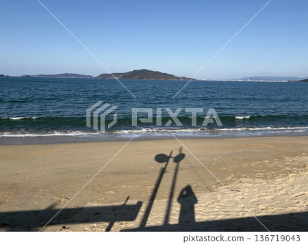 海灘上的小島 海灘上的小島 136719043