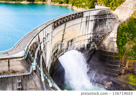Kurobe Dam, Toyama Kurobe Dam, Toyama 136719683
