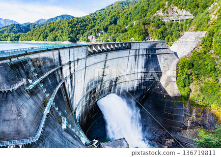 黑部水壩,富山 黑部水壩,富山 136719811