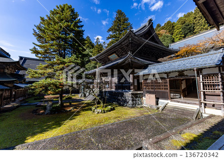 Eiheiji 136720342