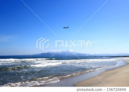 藍天下的美保灣 藍天下的美保灣 136720949