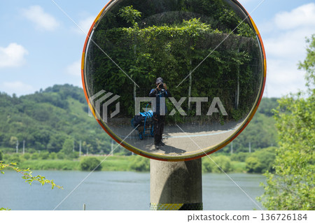 Bicycle path along the Geumgang River Bicycle path along the Geumgang River 136726184