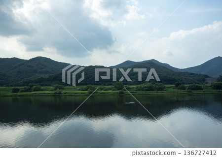 Baekma Riverside Bicycle Path  136727412