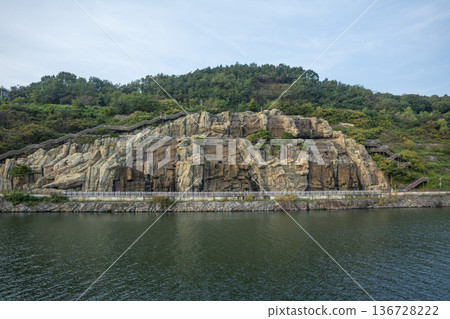 Han River bike path Han River bike path 136728222