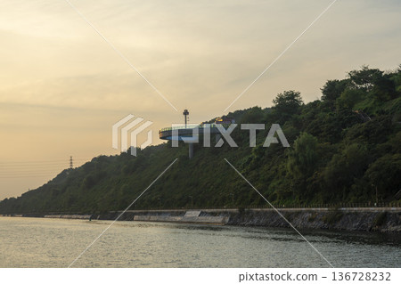 Han River bike path Han River bike path 136728232