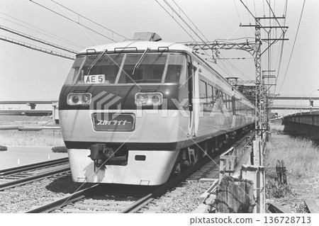 京成，第一代 AE 汽車，AE30-AE21，堀切鳶尾花園 - 京成關谷，1982 年 4 月 11 日 136728713