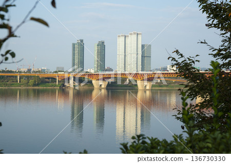 Han River bike path Han River bike path 136730330