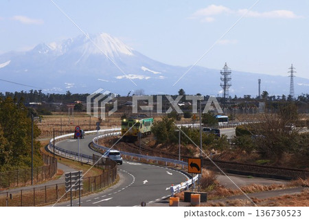 大山和鼠人列車 136730523