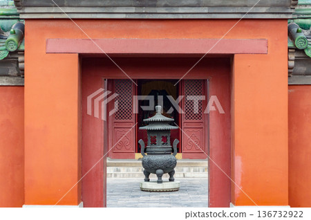 Incense burner in the Temple of Ancient Monarchs in Xicheng District in Beijing, China 136732922