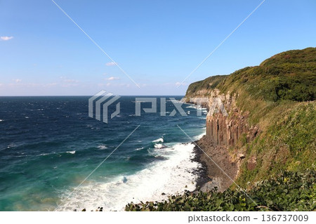 Shiotawara Cliffs, Ikitsuki Island, Hirado City, Nagasaki Prefecture 136737009