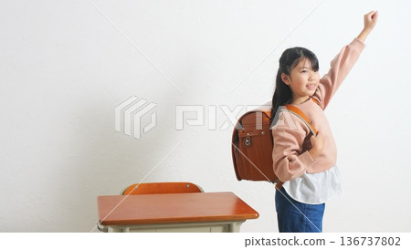小學生照片 136737802