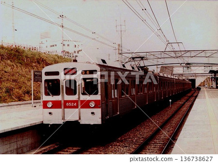 東急田園都會線南町田站（現為南町田Granberry Mall站）8500系列 136738627