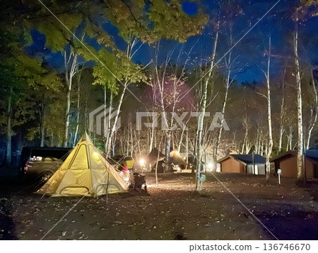 Night view of the campsite 136746670