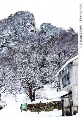 [Niigata Prefecture_Sado Gold Mine] Meiji Government Mine Course - Doyu no Warito 136748229