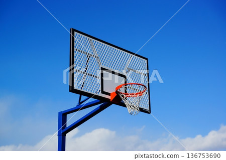 戶外籃球 136753690