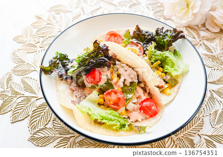 仙人掌捲 136754351