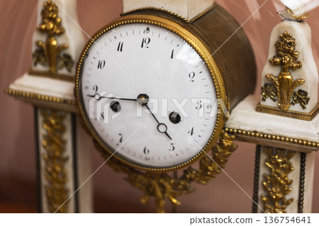 Antique gilded mantel clock with white enamel dial 136754641