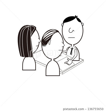 男性代表和客戶正在解釋業務合約（插圖） 136755650