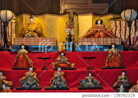 雛人偶,雛人偶,昭和,復古,女兒節,女孩祭,紅色,女兒節人偶 雛人偶,雛人偶,昭和,復古,女兒節,女孩祭,紅色,女兒節人偶 136762319