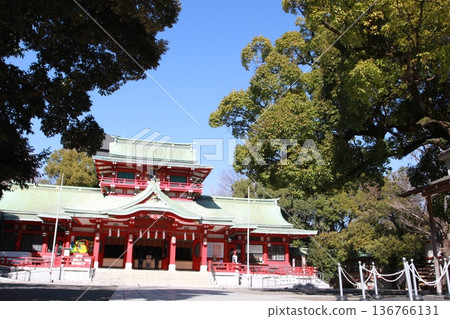 The main hall of Tomioka Hachimangu Shrine in Tomioka, Koto Ward, Tokyo The main hall of Tomioka Hachimangu Shrine in Tomioka, Koto Ward, Tokyo 136766131
