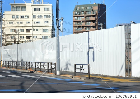 Temporary fencing for construction sites (universal steel plates) 136766911