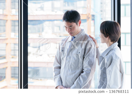 Failure, reflection, consolation, engineer, technician 136768311