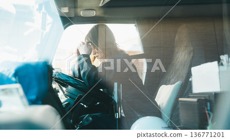 female, lady, woman 136771201