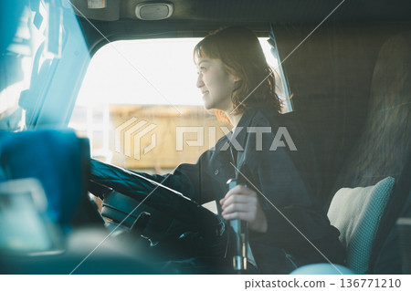 female, lady, woman 136771210