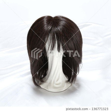 女士假髮 136771323