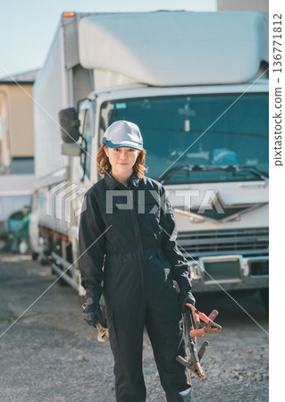 女卡車修理工 女卡車修理工 136771812