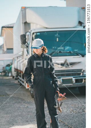 女卡車修理工 女卡車修理工 136771813