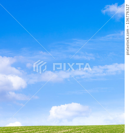 A refreshing blue sky in early summer in Hokkaido A refreshing blue sky in early summer in Hokkaido 136776327