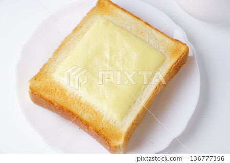 融化起司麵包 136777396