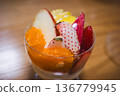 Fruit parfait 136779945