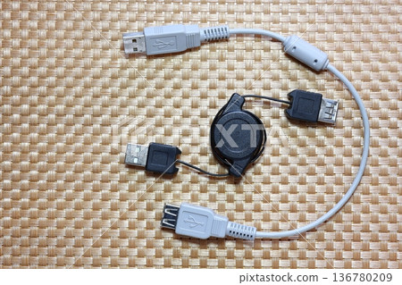 USB extension cable 136780209