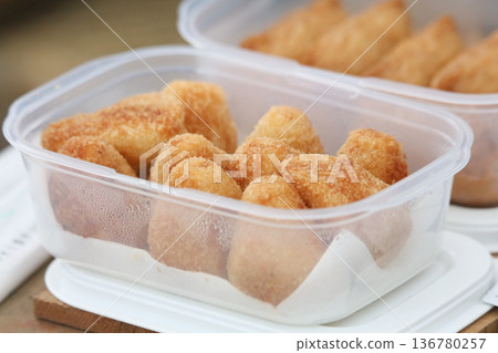 炸薯條   136780257