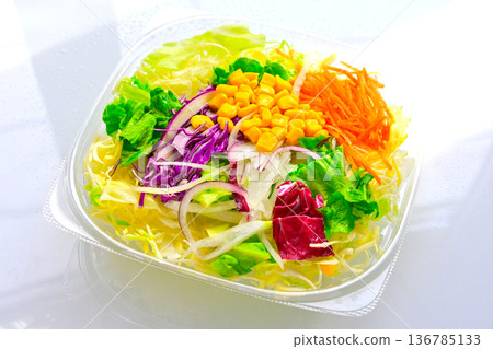 新鮮沙拉 136785133