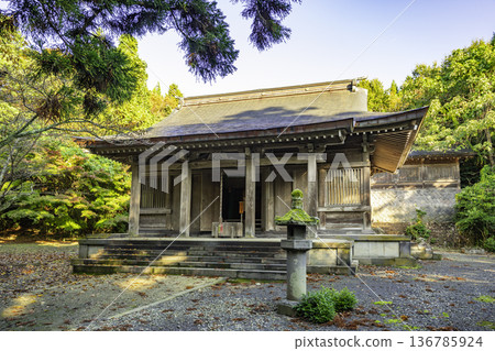 Chokaisan Omonokimi Shrine, Fukiuraguchinomiya Shrine, worship hall, Yuza Town, Yamagata Prefecture Chokaisan Omonokimi Shrine, Fukiuraguchinomiya Shrine, worship hall, Yuza Town, Yamagata Prefecture 136785924